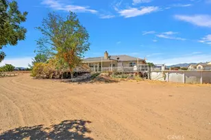 12730 Fir St, Oak Hills, CA 92344 - Photo 20