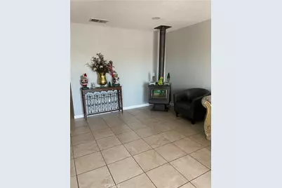 14327 Rodeo Drive, Victorville, CA 92395 - Photo 30