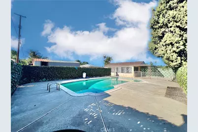 8654 Greenpoint Avenue, Riverside, CA 92503 - Photo 2