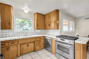 5648 Laredo, Riverside, CA 92506 - Photo 6