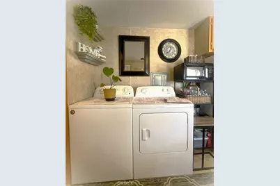 8700 Thistle Court, Mountain Mesa, CA 93240 - Photo 4