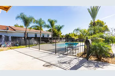 35181 Eureka, Yucaipa, CA 92399 - Photo 26