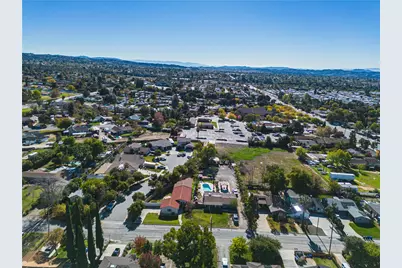 35181 Eureka, Yucaipa, CA 92399 - Photo 38