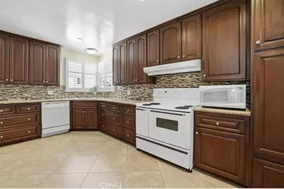 2845 Iron Hills Way, Riverside, CA 92506 - Photo 14