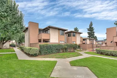 1333 Massachusetts Avenue #201, Riverside, CA 92507 - Photo 2