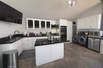 4061 W 101st, Inglewood, CA 90304 - Photo 12