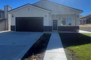 17745 Vista Point, Victorville, CA 92395 - Photo 2