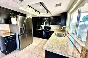 1142 Brentwood, Rialto, CA 92376 - Photo 10