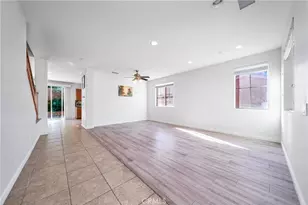 15187 Hawk St, Fontana, CA 92336 - Photo 4