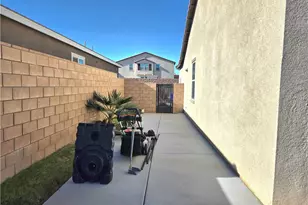 11415 Ferro, Victorville, CA 92392 - Photo 14