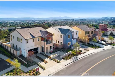 21156 Poema Place, Chatsworth, CA 91311 - Photo 36