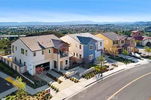 21156 Poema Pl, Chatsworth, CA 91311 - Photo 36