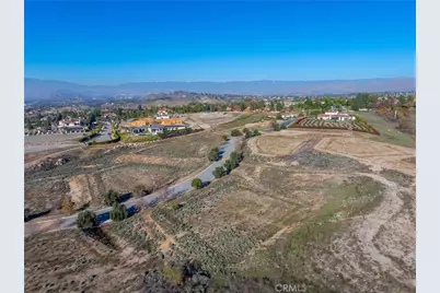 7478 Via Montecito, Riverside, CA 92506 - Photo 8