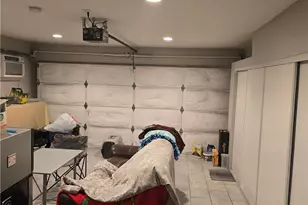 8725 Boxwood Ct, Fontana, CA 92335 - Photo 8