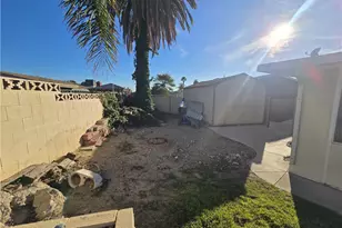 8725 Boxwood Ct, Fontana, CA 92335 - Photo 32