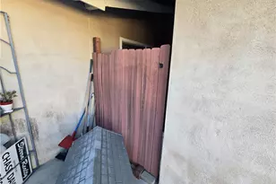 8725 Boxwood Ct, Fontana, CA 92335 - Photo 40