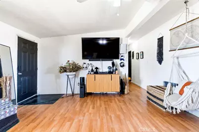 19449 Chamisal, Adelanto, CA 92301 - Photo 12