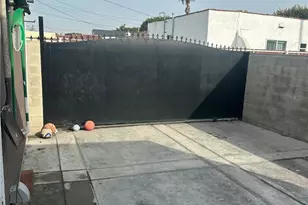 1743 W 79th, Los Angeles, CA 90047 - Photo 38
