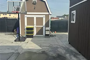 1743 W 79th, Los Angeles, CA 90047 - Photo 34