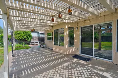 25497 Blackwood Road, Murrieta, CA 92563 - Photo 32