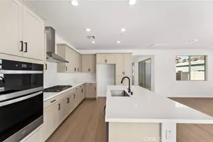 25381 Violane Dr, Menifee, CA 92585 - Photo 12