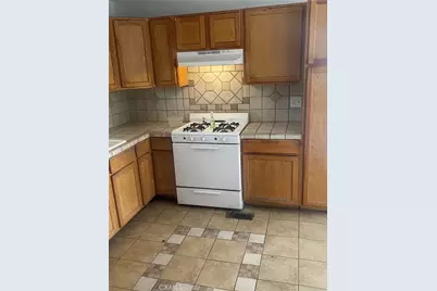 2250 W Mill #68, Colton, CA 92324 - Photo 8