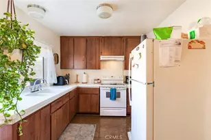 1065 Bascomb, Riverside, CA 92507 - Photo 2