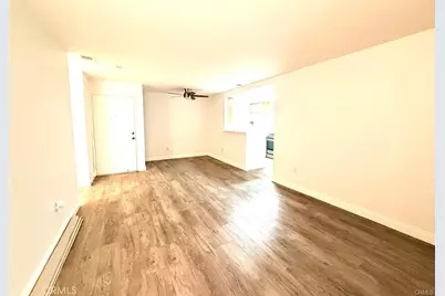 16377 Lakeshore #2D, Lake Elsinore, CA 92530 - Photo 4