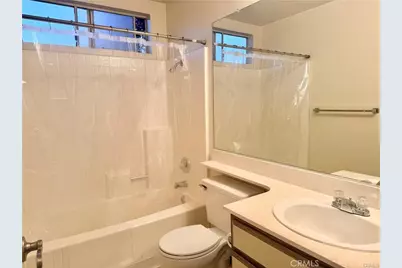 16377 Lakeshore #2D, Lake Elsinore, CA 92530 - Photo 12