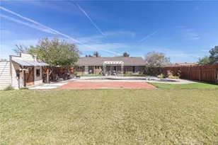 12186 Desert Ranch, Phelan, CA 92371 - Photo 38