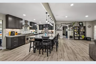 12407 Crestwood Drive, Yucaipa, CA 92399 - Photo 8