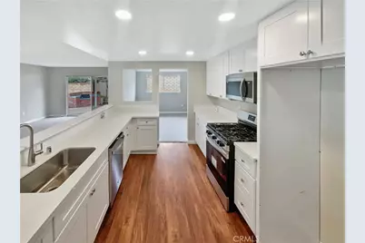 5540 Royal Hill, Riverside, CA 92506 - Photo 2