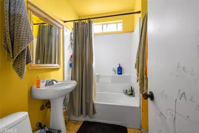 582 E 67th, Inglewood, CA 90302 - Photo 6