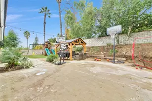 6090 Promontory Ln, Riverside, CA 92506 - Photo 28