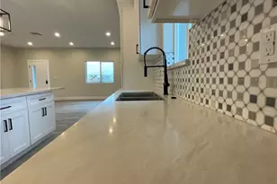 310 N Western, Hemet, CA 92543 - Photo 12