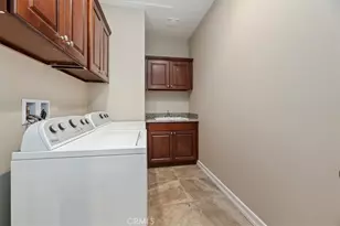 14202 Meadowlands, Riverside, CA 92503 - Photo 32