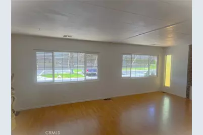 9391 California Avenue #30, Riverside, CA 92503 - Photo 2