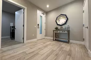 3025 Byron St, San Diego, CA 92106 - Photo 4