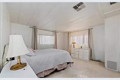 950 California St #49, Calimesa, CA 92320 - Photo 14