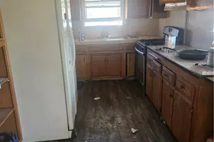 8548 Kempster, Fontana, CA 92335 - Photo 6