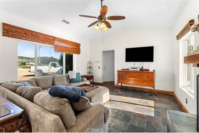 38125 Overhill Road, Temecula, CA 92592 - Photo 14