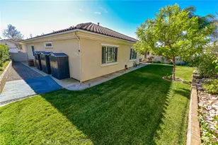 956 Gleneagles, Beaumont, CA 92223 - Photo 8