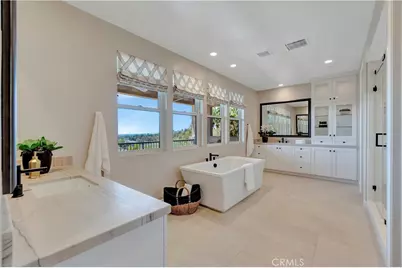 17 Ponte, Lake Forest, CA 92630 - Photo 40