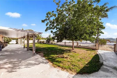 18165 Mariposa, Riverside, CA 92508 - Photo 46