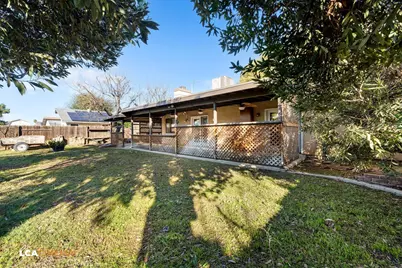 913 McGinley, Bakersfield, CA 93308 - Photo 20