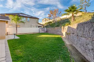 29762 Padilla Crt, Highland, CA 92346 - Photo 10