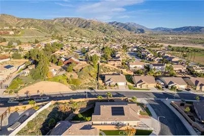 29762 Padilla Court, Highland, CA 92346 - Photo 4