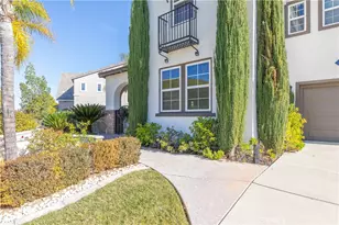 30085 Trois Valley, Murrieta, CA 92563 - Photo 8