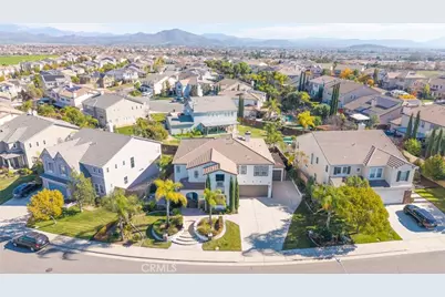30085 Trois Valley, Murrieta, CA 92563 - Photo 48