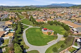 30334 Prairie Dog Way, Murrieta, CA 92563 - Photo 38